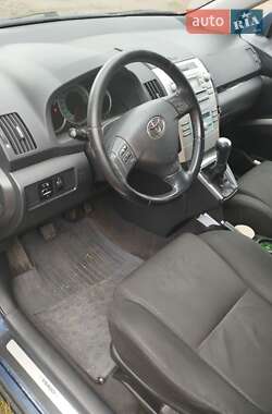 Мінівен Toyota Corolla Verso 2007 в 