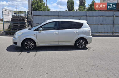 Минивэн Toyota Corolla Verso 2008 в 