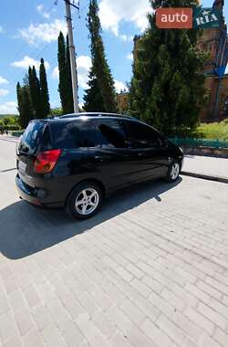 Минивэн Toyota Corolla Verso 2003 в Кременце