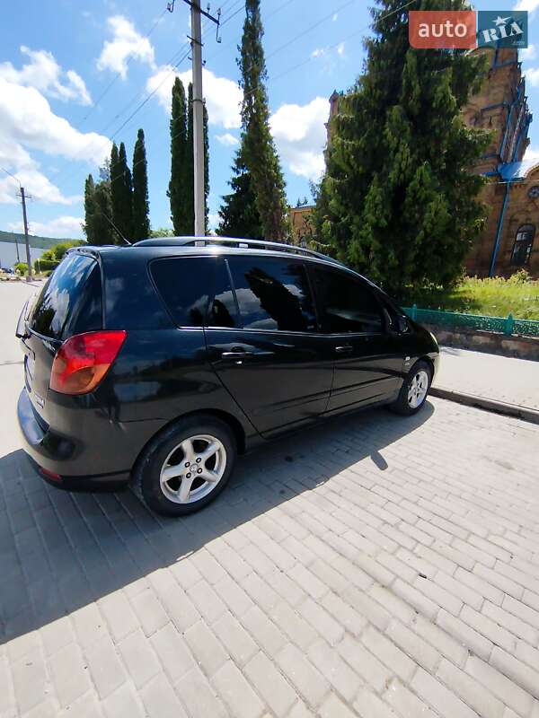 Мінівен Toyota Corolla Verso 2003 в Кременці