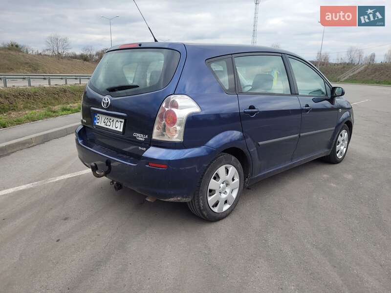 Мінівен Toyota Corolla Verso 2005 в Нових Санжарах