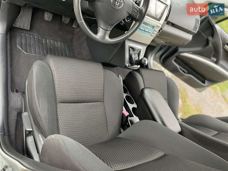 Минивэн Toyota Corolla Verso 2009 в Староконстантинове фото 19 Минивэн Toyota Corolla Verso 2009 в Староконстантинове