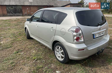 Минивэн Toyota Corolla Verso 2007 в 