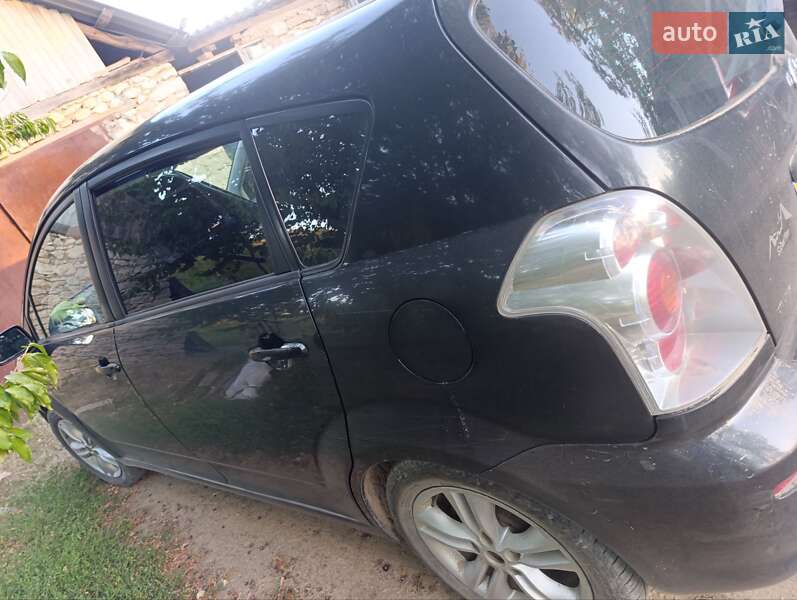 Минивэн Toyota Corolla Verso 2006 в Могилев-Подольске