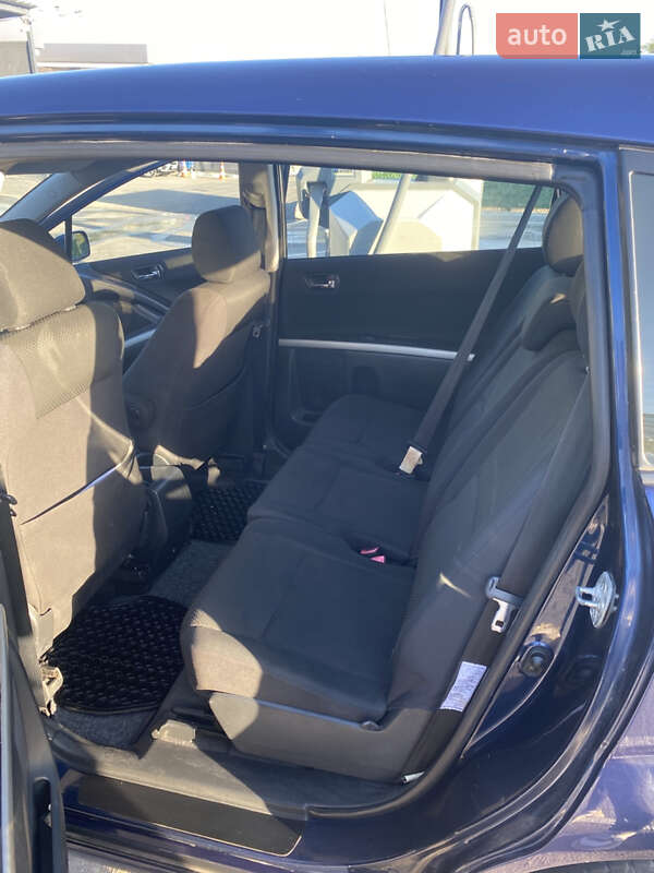 Минивэн Toyota Corolla Verso 2005 в Ананьеве фото 14 Минивэн Toyota Corolla Verso 2005 в Ананьеве