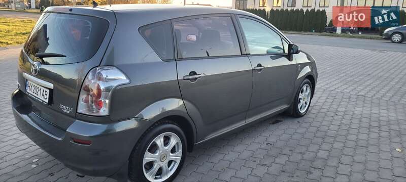 Минивэн Toyota Corolla Verso 2005 в Дунаевцах