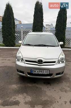 Мінівен Toyota Corolla Verso 2005 в Рівному