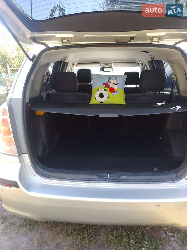 Мінівен Toyota Corolla Verso 2006 в Губинихи