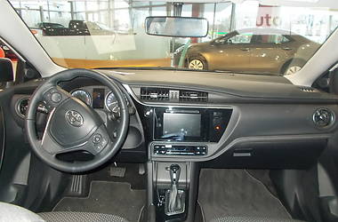 Седан Toyota Corolla 2016 в Хмельницком