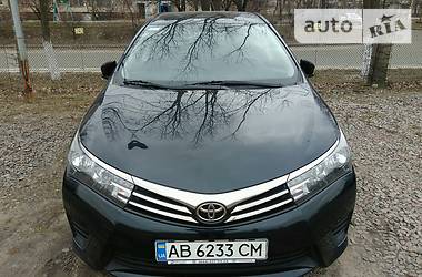 Седан Toyota Corolla 2013 в Киеве