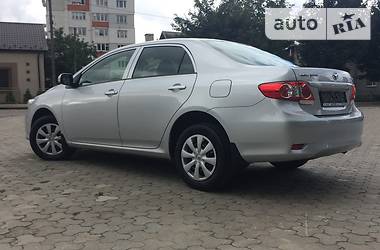 Седан Toyota Corolla 2012 в Тернополе