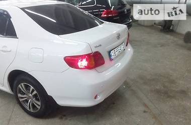 Седан Toyota Corolla 2009 в Полтаве