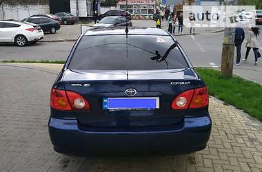 Седан Toyota Corolla 2004 в Киеве