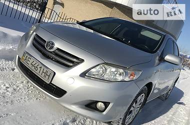 Седан Toyota Corolla 2009 в Днепре