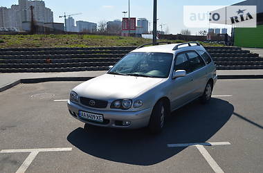 Универсал Toyota Corolla 2000 в 