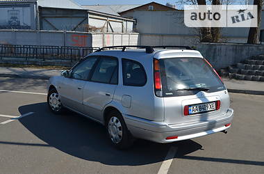 Универсал Toyota Corolla 2000 в 