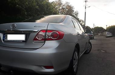 Седан Toyota Corolla 2011 в Кропивницком