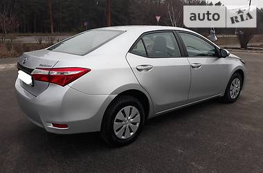 Седан Toyota Corolla 2014 в Сєверодонецьку