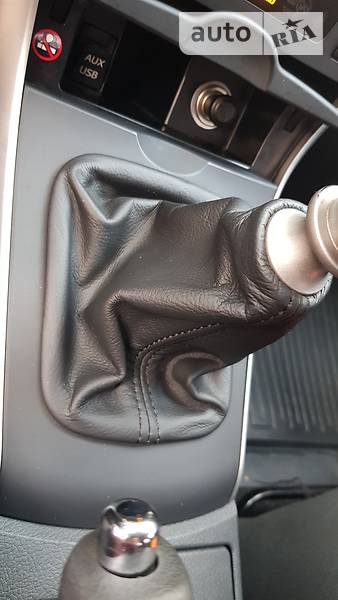 Седан Toyota Corolla 2010 в Броварах