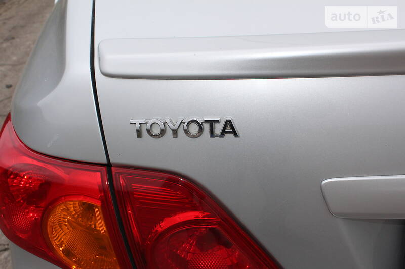 Седан Toyota Corolla 2008 в Бобринці