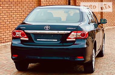 Седан Toyota Corolla 2012 в 