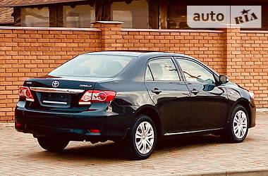Седан Toyota Corolla 2012 в 