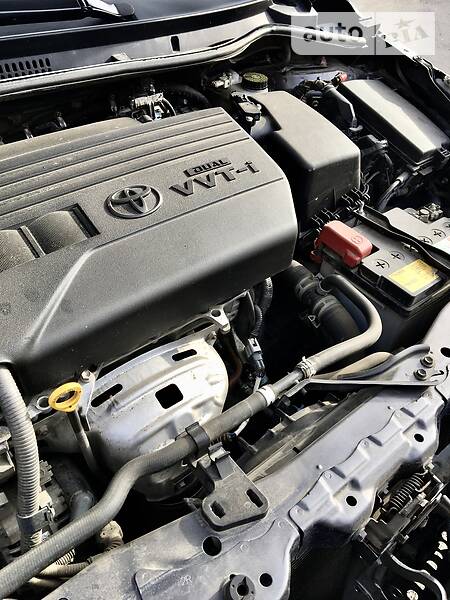 Седан Toyota Corolla 2014 в Тернополе