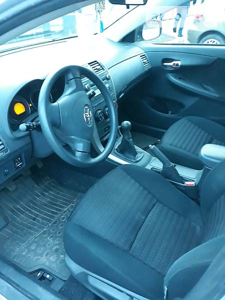Седан Toyota Corolla 2008 в Кременчуге