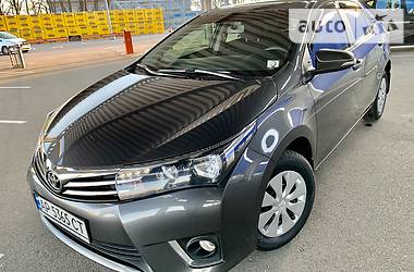 Седан Toyota Corolla 2016 в 