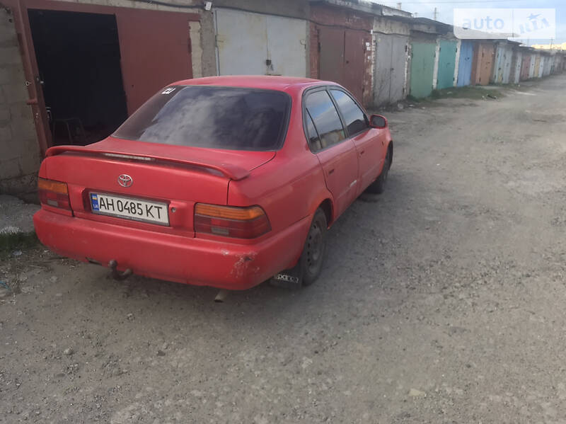 Седан Toyota Corolla 1992 в Краматорську