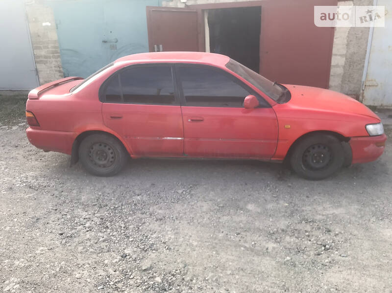 Седан Toyota Corolla 1992 в Краматорську