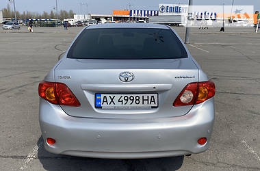 Седан Toyota Corolla 2007 в 