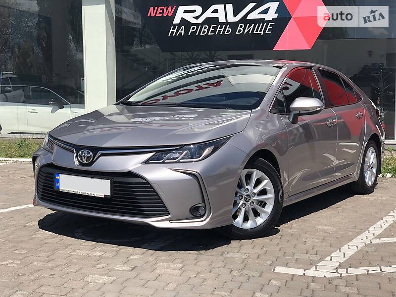 Седан Toyota Corolla 2019 в Рівному