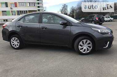 Седан Toyota Corolla 2016 в 
