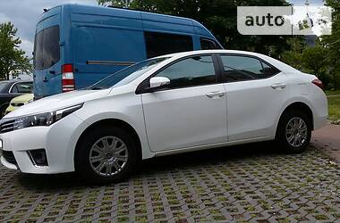 Седан Toyota Corolla 2014 в 