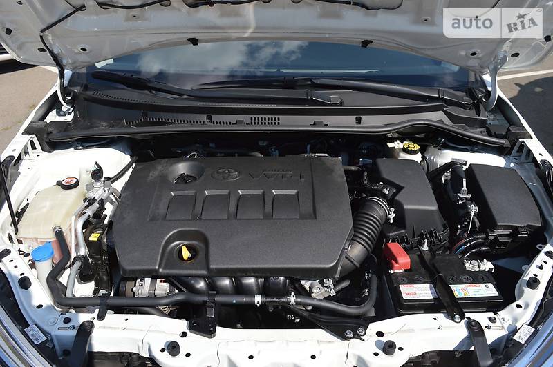 Седан Toyota Corolla 2017 в Києві