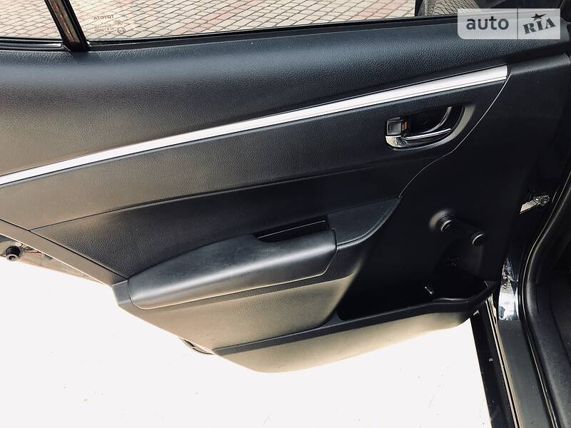 Седан Toyota Corolla 2013 в Богородчанах