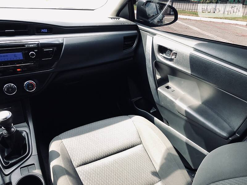 Седан Toyota Corolla 2013 в Богородчанах