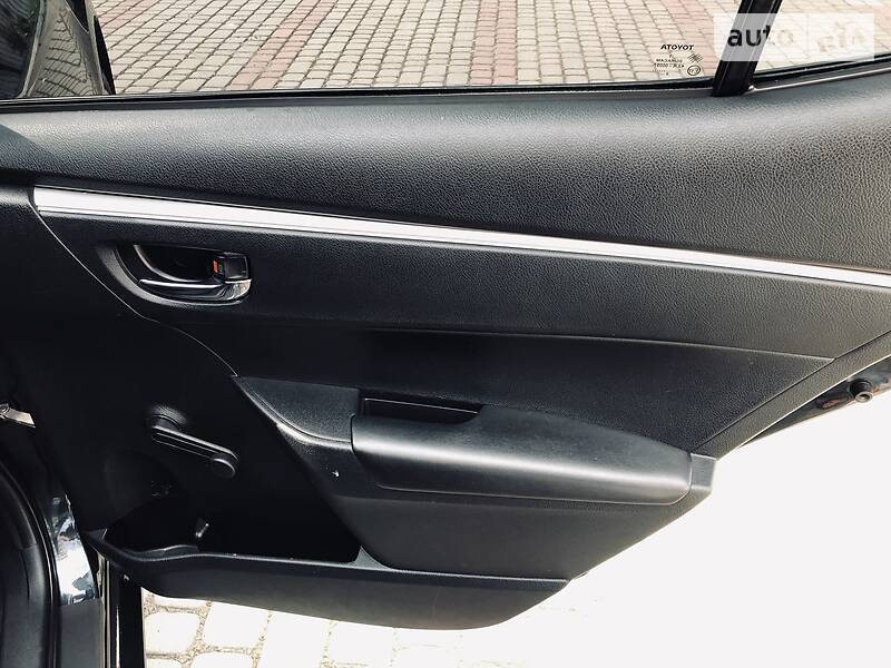 Седан Toyota Corolla 2013 в Богородчанах