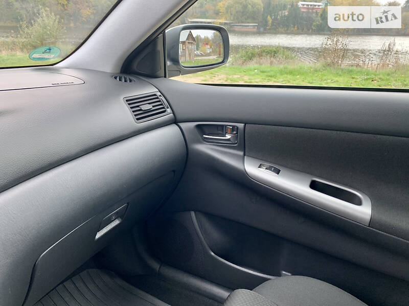 Купе Toyota Corolla 2005 в Виннице фото 38 Купе Toyota Corolla 2005 в Виннице