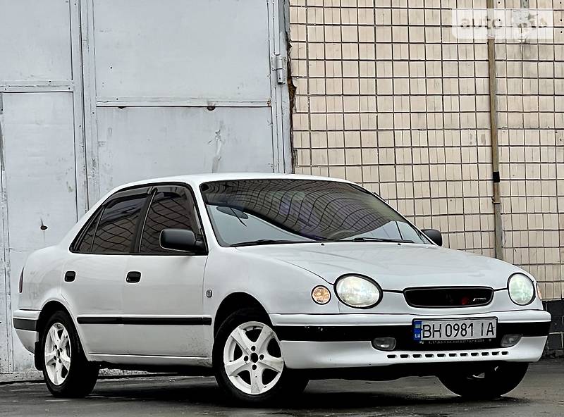 Toyota corolla 98 года