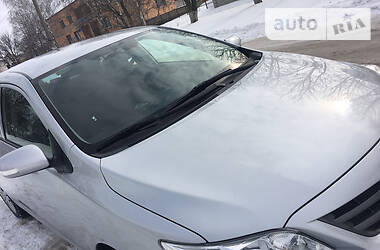 Седан Toyota Corolla 2011 в Кропивницком