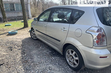 Мінівен Toyota Corolla 2004 в Дніпрі