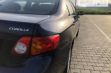 Седан Toyota Corolla 2008 в Луцке