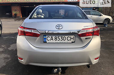 Седан Toyota Corolla 2016 в 