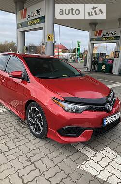 Хэтчбек Toyota Corolla 2017 в Киеве