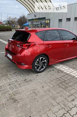 Хэтчбек Toyota Corolla 2017 в Дрогобыче
