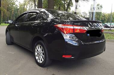 Седан Toyota Corolla 2014 в Харкові