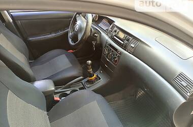 Седан Toyota Corolla 2005 в 