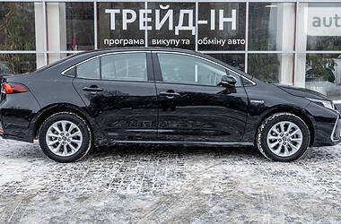 Седан Toyota Corolla 2019 в Днепре